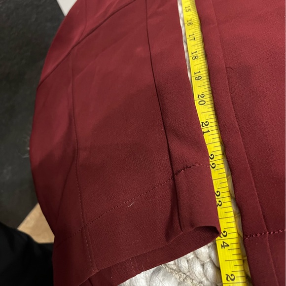 CINQ À SEPT Alec Drawstring Straight-Leg Pants Sangria Size 10 - Picture 6 of 12